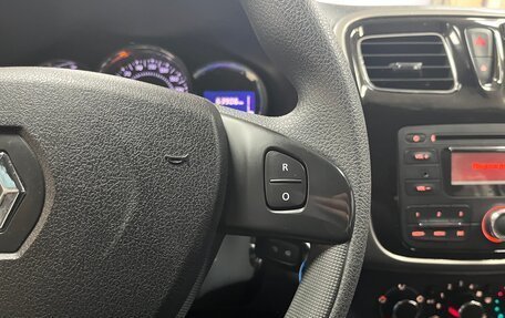 Renault Sandero II рестайлинг, 2016 год, 1 035 000 рублей, 13 фотография