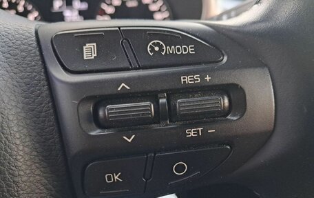 KIA Rio IV, 2021 год, 1 650 000 рублей, 10 фотография