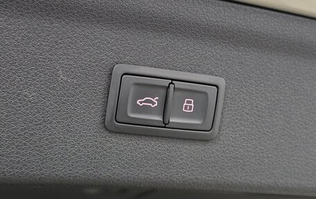 Audi Q3, 2017 год, 2 445 000 рублей, 24 фотография