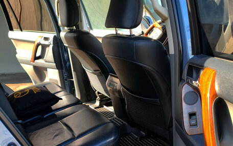 Toyota Land Cruiser Prado 150 рестайлинг 2, 2010 год, 4 330 000 рублей, 9 фотография