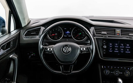 Volkswagen Tiguan II, 2017 год, 2 099 000 рублей, 12 фотография