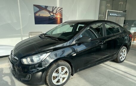 Hyundai Solaris II рестайлинг, 2013 год, 699 000 рублей, 4 фотография