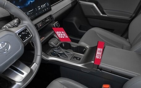 Toyota RAV4, 2025 год, 4 500 000 рублей, 14 фотография