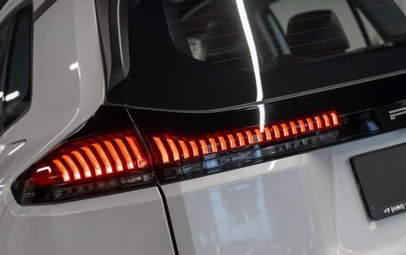 Toyota RAV4, 2025 год, 4 500 000 рублей, 23 фотография