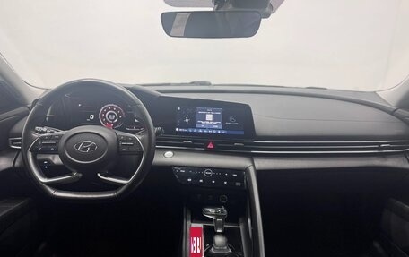 Hyundai Elantra, 2021 год, 1 690 000 рублей, 13 фотография