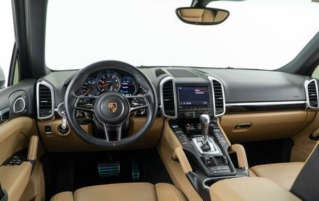 Porsche Cayenne III, 2015 год, 3 698 999 рублей, 6 фотография