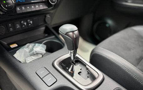 Toyota Hilux VIII, 2025 год, 7 900 000 рублей, 14 фотография