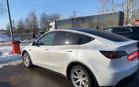Tesla Model Y I, 2023 год, 5 520 000 рублей, 3 фотография