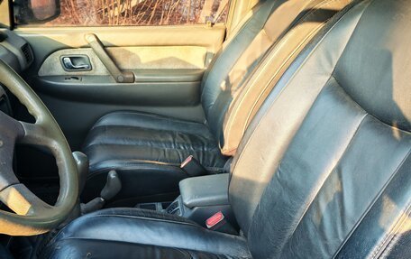 Mitsubishi Pajero III рестайлинг, 1993 год, 650 000 рублей, 8 фотография