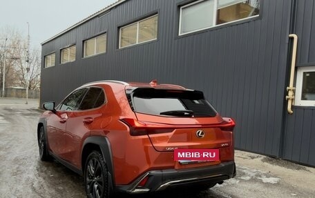 Lexus UX I, 2018 год, 2 830 000 рублей, 6 фотография