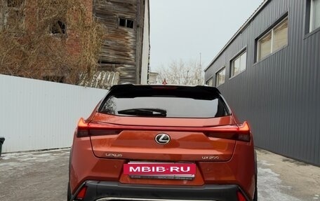 Lexus UX I, 2018 год, 2 830 000 рублей, 4 фотография