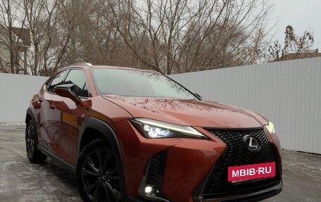 Lexus UX I, 2018 год, 2 830 000 рублей, 3 фотография