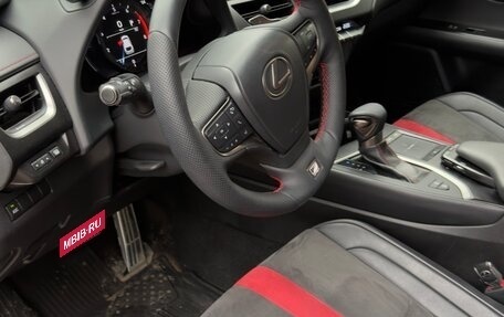 Lexus UX I, 2018 год, 2 830 000 рублей, 8 фотография