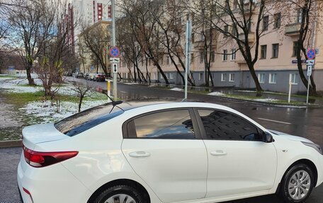 KIA Rio IV, 2018 год, 1 100 000 рублей, 9 фотография