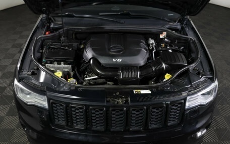 Jeep Grand Cherokee, 2019 год, 3 990 000 рублей, 10 фотография