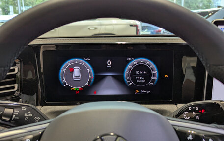 Volkswagen Tiguan, 2025 год, 5 390 000 рублей, 20 фотография