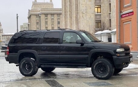 Chevrolet Suburban, 2001 год, 1 690 000 рублей, 1 фотография