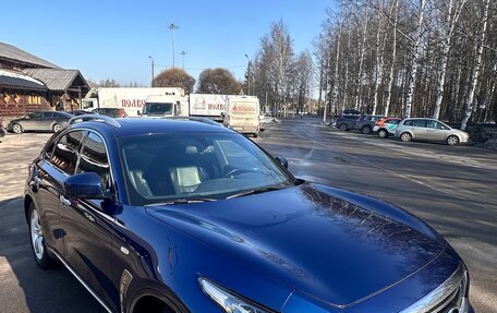 Infiniti FX II, 2012 год, 1 650 000 рублей, 1 фотография