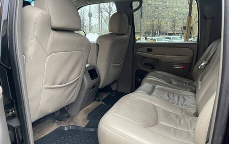 Chevrolet Suburban, 2001 год, 1 690 000 рублей, 9 фотография