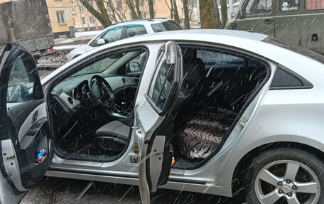 Chevrolet Cruze II, 2011 год, 640 000 рублей, 7 фотография