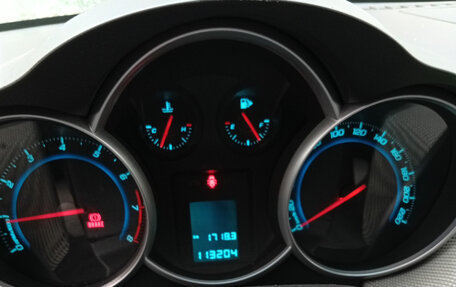 Chevrolet Cruze II, 2011 год, 640 000 рублей, 10 фотография