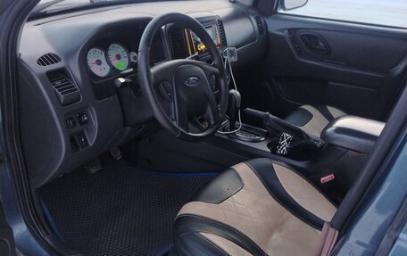 Ford Escape II, 2005 год, 585 000 рублей, 2 фотография