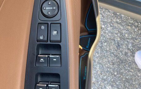 Hyundai Tucson III, 2017 год, 2 300 000 рублей, 13 фотография