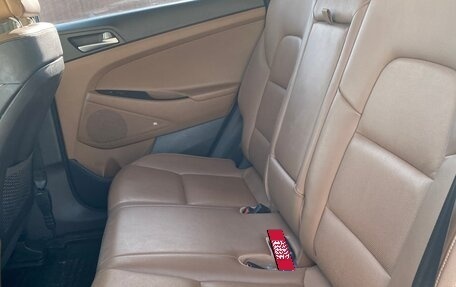 Hyundai Tucson III, 2017 год, 2 300 000 рублей, 21 фотография