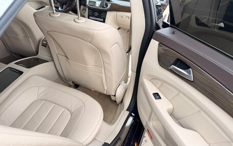 Mercedes-Benz CLS, 2016 год, 3 050 000 рублей, 10 фотография