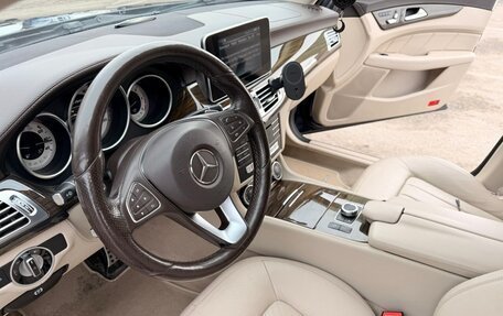 Mercedes-Benz CLS, 2016 год, 3 050 000 рублей, 13 фотография