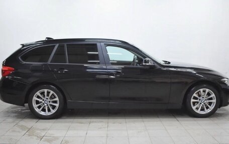 BMW 3 серия, 2018 год, 2 750 000 рублей, 2 фотография