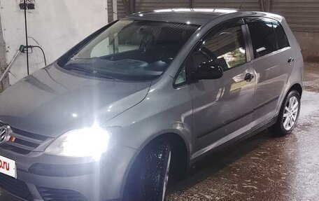 Volkswagen Golf Plus I, 2008 год, 655 000 рублей, 21 фотография