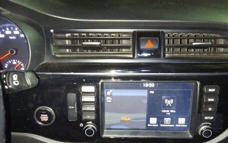 KIA Rio IV, 2017 год, 1 100 000 рублей, 5 фотография