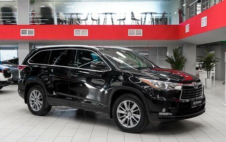 Toyota Highlander III, 2014 год, 2 390 000 рублей, 3 фотография