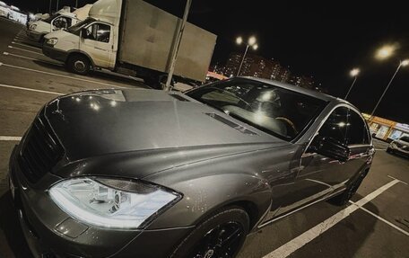 Mercedes-Benz S-Класс, 2006 год, 1 100 000 рублей, 3 фотография