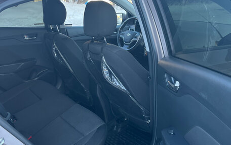 Hyundai Solaris II рестайлинг, 2019 год, 1 550 000 рублей, 4 фотография