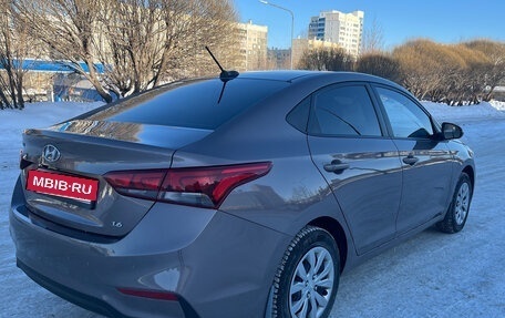 Hyundai Solaris II рестайлинг, 2019 год, 1 550 000 рублей, 17 фотография