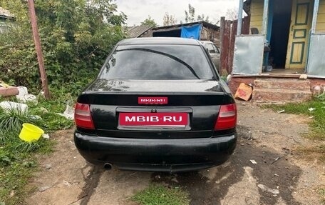 Audi A4, 1997 год, 200 000 рублей, 2 фотография