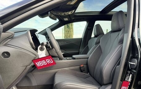 Lexus RX IV рестайлинг, 2025 год, 11 700 000 рублей, 3 фотография