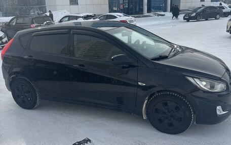 Hyundai Solaris II рестайлинг, 2011 год, 550 000 рублей, 1 фотография
