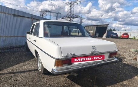 Mercedes-Benz W115, 1973 год, 1 950 000 рублей, 7 фотография