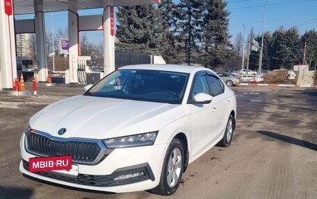 Skoda Octavia IV, 2021 год, 2 350 000 рублей, 2 фотография