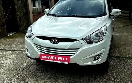 Hyundai Tucson III, 2011 год, 1 300 000 рублей, 2 фотография