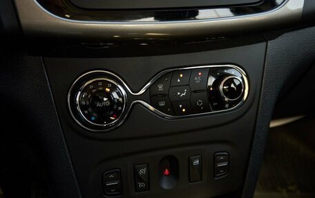 Renault Logan II, 2021 год, 1 280 000 рублей, 10 фотография