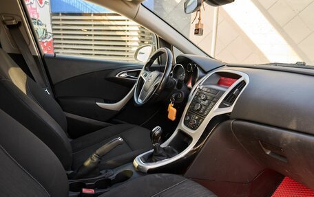 Opel Astra J, 2011 год, 460 000 рублей, 6 фотография