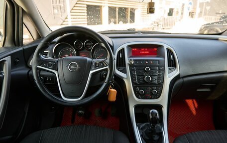 Opel Astra J, 2011 год, 460 000 рублей, 8 фотография