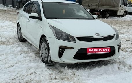 KIA Rio IV, 2018 год, 970 000 рублей, 5 фотография