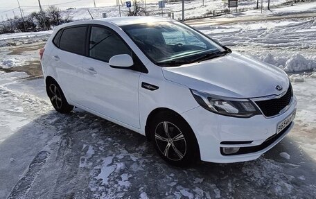 KIA Rio III рестайлинг, 2015 год, 900 000 рублей, 10 фотография