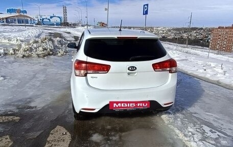 KIA Rio III рестайлинг, 2015 год, 900 000 рублей, 3 фотография