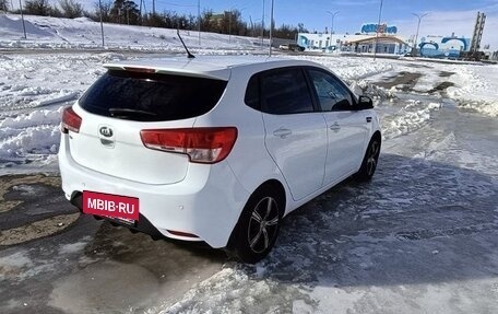 KIA Rio III рестайлинг, 2015 год, 900 000 рублей, 4 фотография
